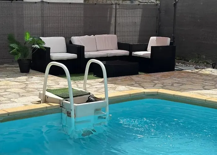 Villa Spacieuse Avec Piscine Privee A Montpellier