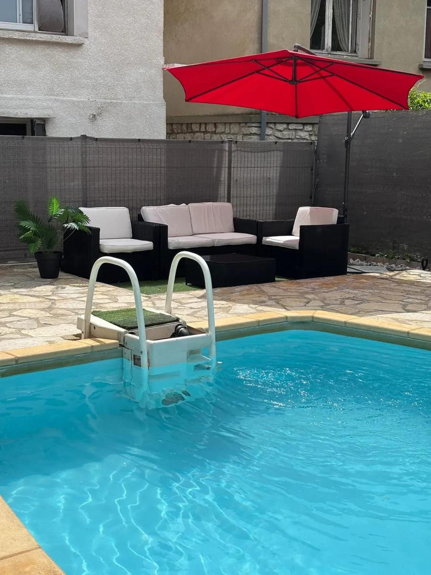 Spacieuse Avec Piscine Privee A Villa *