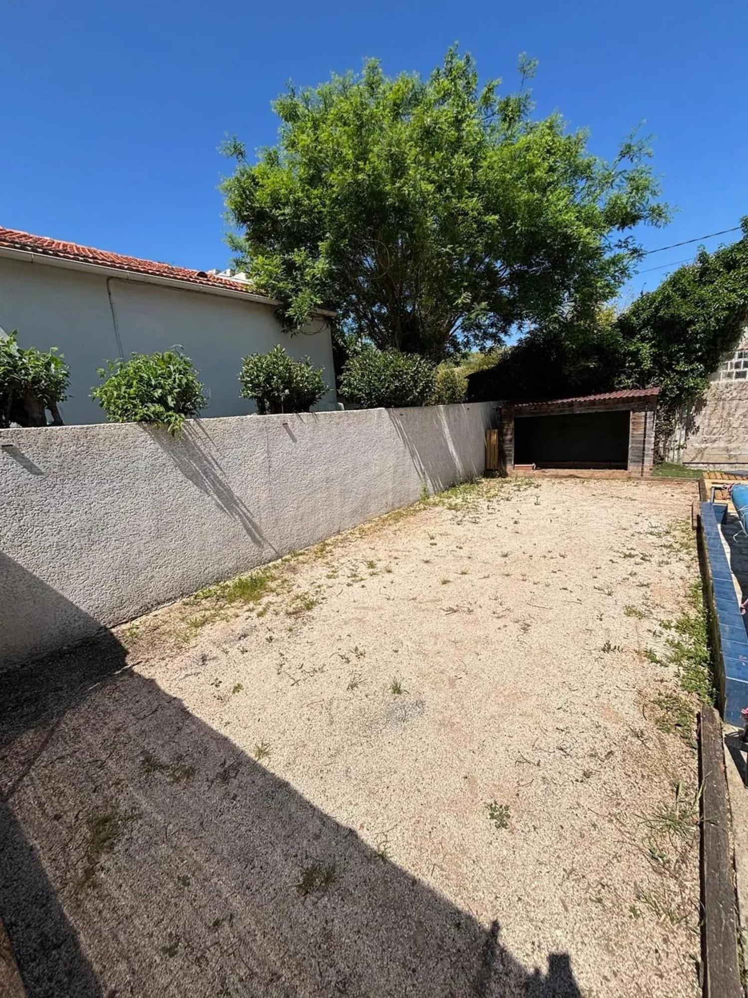 Villa Spacieuse Avec Piscine Privee A